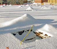 inventaire archéologique dans la cour du collège de L'Assomption. Sous la neige!